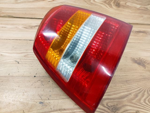 bontott OPEL ASTRA G Bal Hátsó Lámpa