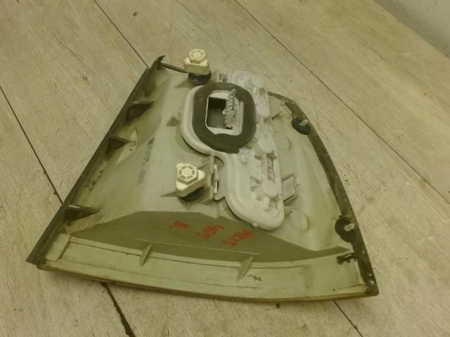 bontott OPEL ASTRA G Bal Hátsó Lámpa