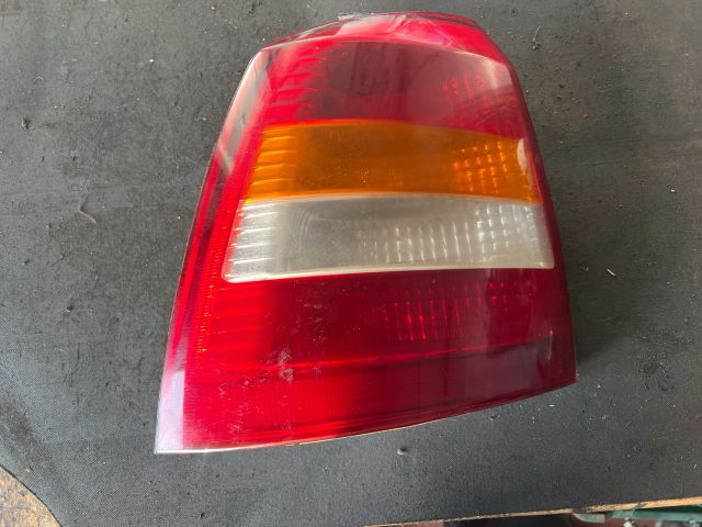 bontott OPEL ASTRA G Bal Hátsó Lámpa