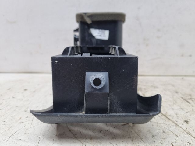 bontott OPEL ASTRA G Bal Szellőző