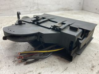 bontott OPEL ASTRA G Biztosítéktábla Doboz