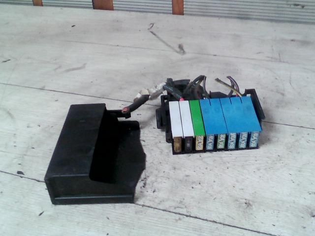 bontott OPEL ASTRA G Biztosítéktábla Doboz