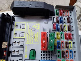 bontott OPEL ASTRA G Biztosítéktábla Utastér