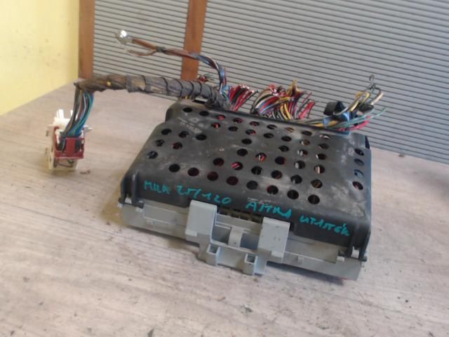 bontott OPEL ASTRA G Biztosítéktábla Utastér