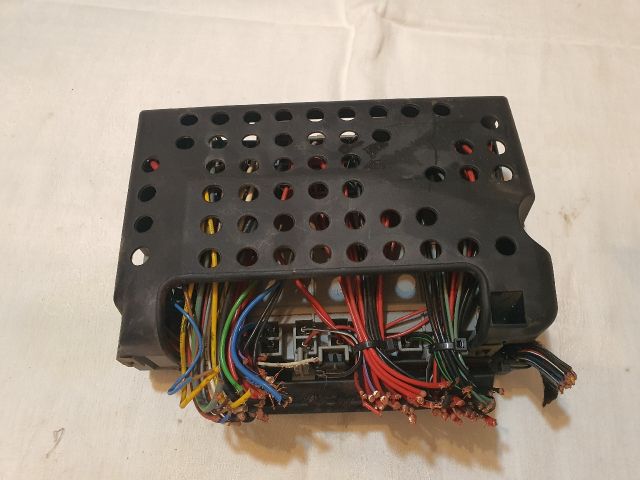 bontott OPEL ASTRA G Biztosítéktábla Utastér