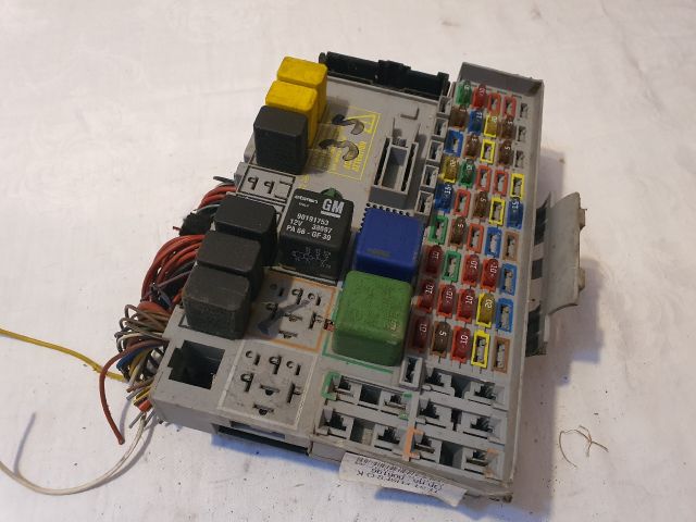 bontott OPEL ASTRA G Biztosítéktábla Utastér