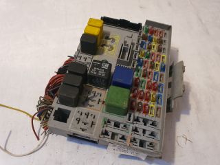 bontott OPEL ASTRA G Biztosítéktábla Utastér