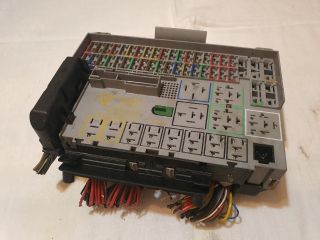 bontott OPEL ASTRA G Biztosítéktábla Utastér