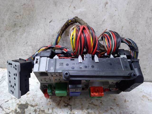 bontott OPEL ASTRA G Biztosítéktábla Utastér