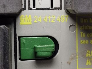 bontott OPEL ASTRA G Biztosítéktábla Utastér