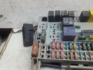 bontott OPEL ASTRA G Biztosítéktábla Utastér