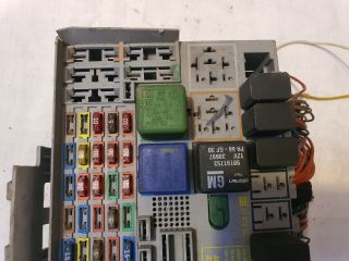 bontott OPEL ASTRA G Biztosítéktábla Utastér