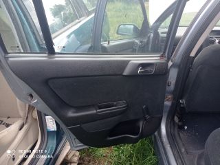 bontott OPEL ASTRA G Csomagtérajtó Burkolat (Részeivel)