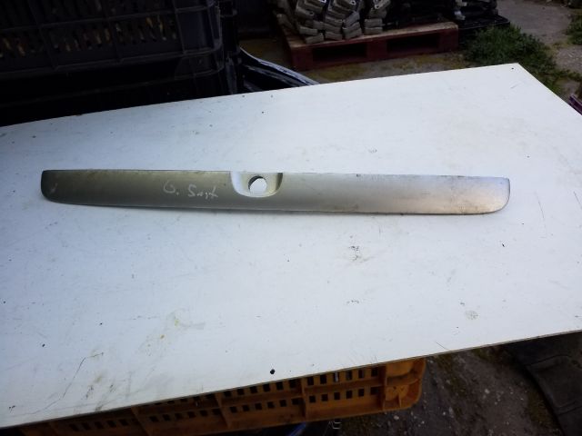 bontott OPEL ASTRA G Csomagtérajtó Díszléc