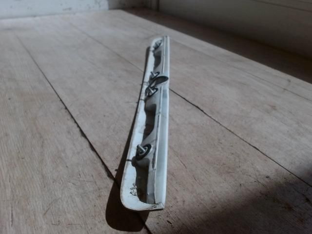 bontott OPEL ASTRA G Csomagtérajtó Díszléc