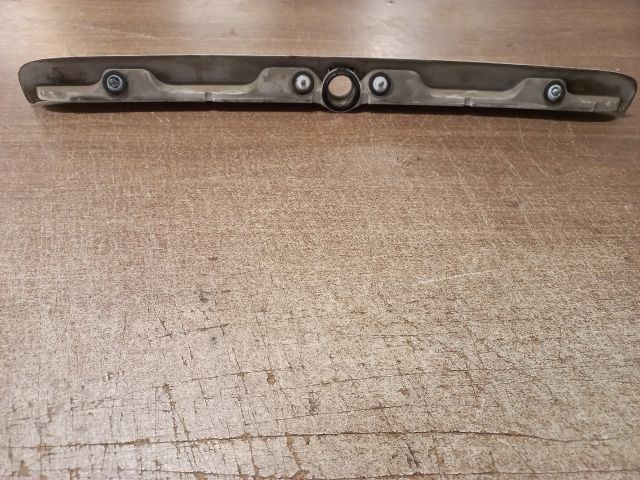 bontott OPEL ASTRA G Csomagtérajtó Díszléc