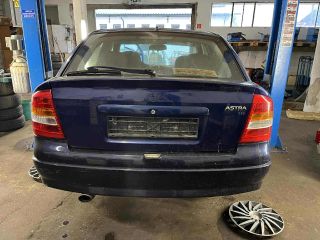 bontott OPEL ASTRA G Csomagtérajtó Gumikéder