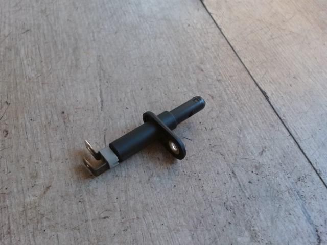 bontott OPEL ASTRA G Csomagtérajtó Kapcsoló