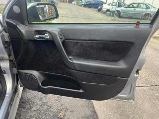 bontott OPEL ASTRA G Csomagtérajtó Kárpit