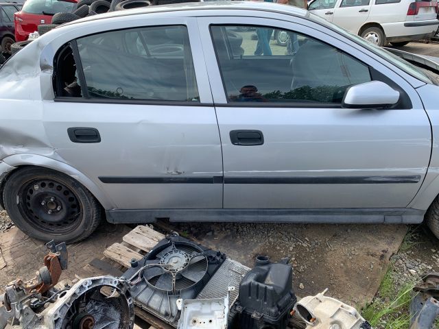 bontott OPEL ASTRA G Csomagtérajtó Kilincs