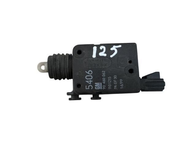 bontott OPEL ASTRA G Csomagtérajtó Motor