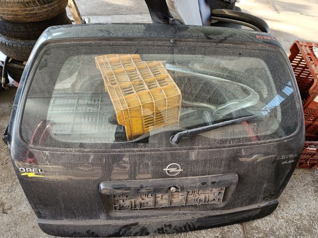 bontott OPEL ASTRA G Csomagtérajtó (Részeivel)