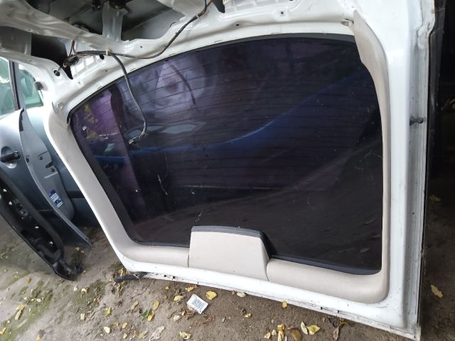 bontott OPEL ASTRA G Csomagtérajtó (Részeivel)