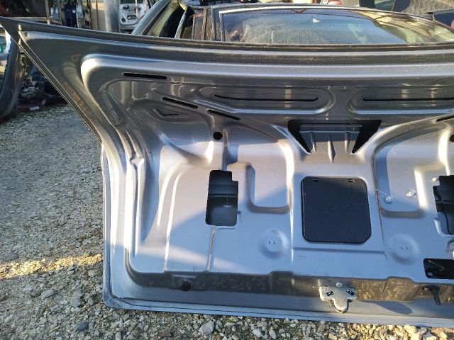 bontott OPEL ASTRA G Csomagtérajtó (Részeivel)