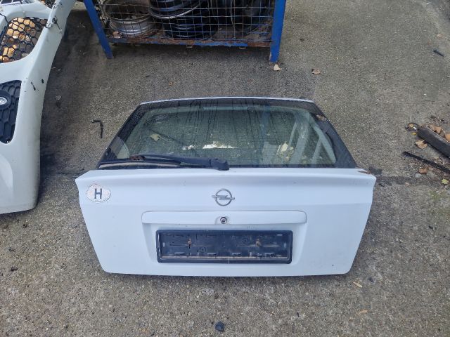 bontott OPEL ASTRA G Csomagtérajtó (Részeivel)