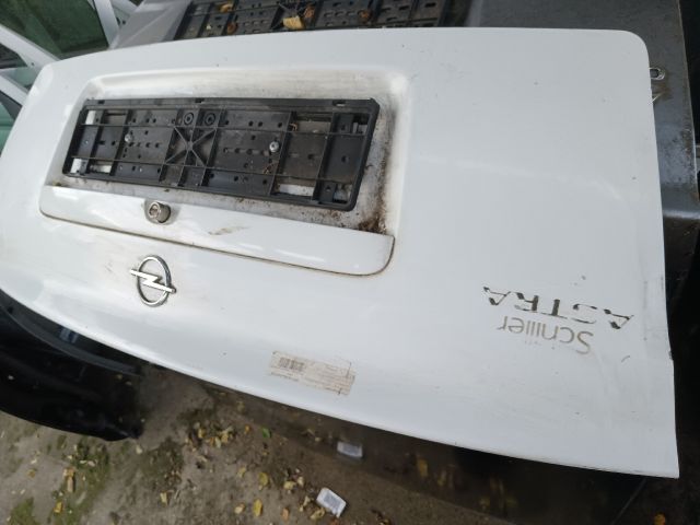 bontott OPEL ASTRA G Csomagtérajtó (Részeivel)