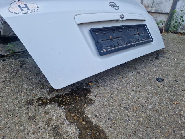 bontott OPEL ASTRA G Csomagtérajtó (Részeivel)