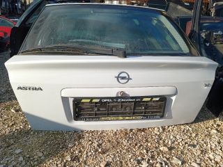 bontott OPEL ASTRA G Csomagtérajtó (Részeivel)