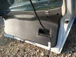 bontott OPEL ASTRA G Csomagtérajtó (Részeivel)