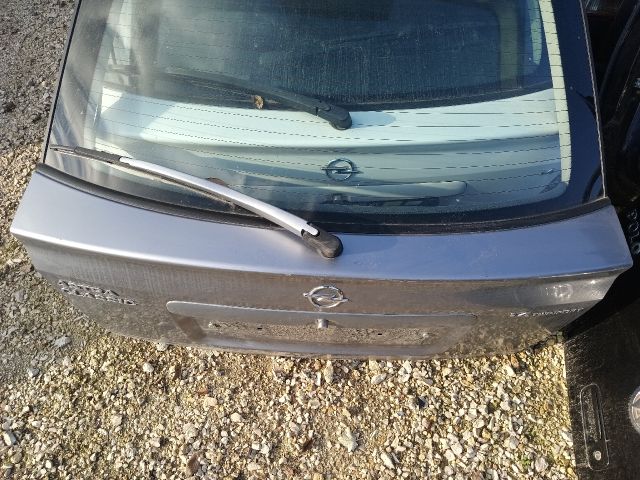 bontott OPEL ASTRA G Csomagtérajtó (Részeivel)