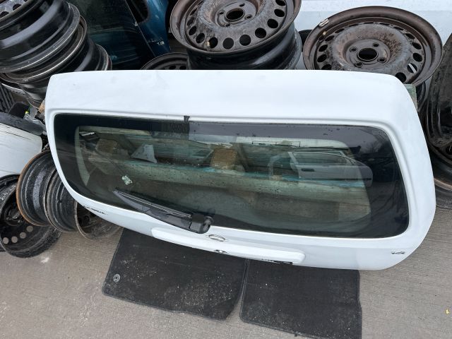 bontott OPEL ASTRA G Csomagtérajtó (Részeivel)