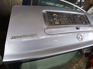 bontott OPEL ASTRA G Csomagtérajtó (Részeivel)