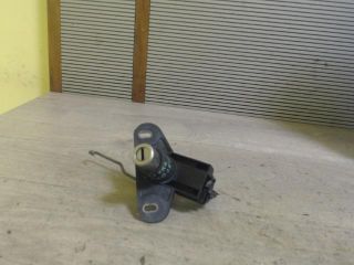 bontott OPEL ASTRA G Csomagtérajtó Zárbetét