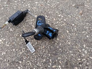 bontott OPEL ASTRA G Csomagtérajtó Zárbetét