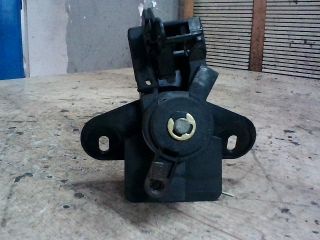 bontott OPEL ASTRA G Csomagtérajtó Zárbetét