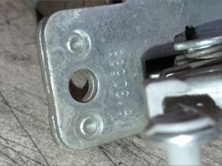 bontott OPEL ASTRA G Csomagtérajtó Zárszerkezet