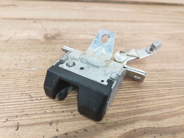 bontott OPEL ASTRA G Csomagtérajtó Zárszerkezet