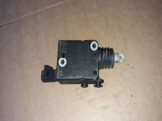 bontott OPEL ASTRA G Csomagtérajtó Zárszerkezet