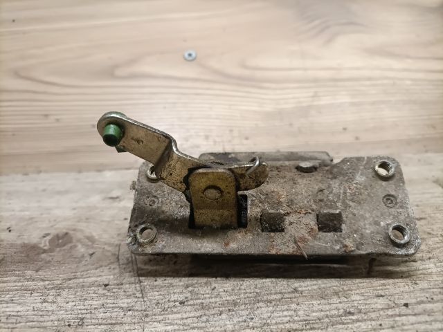 bontott OPEL ASTRA G Csomagtérajtó Zárszerkezet