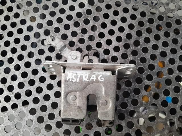 bontott OPEL ASTRA G Csomagtérajtó Zárszerkezet