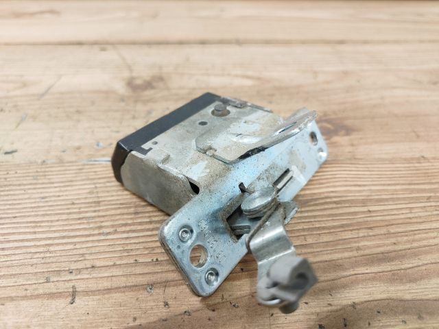 bontott OPEL ASTRA G Csomagtérajtó Zárszerkezet