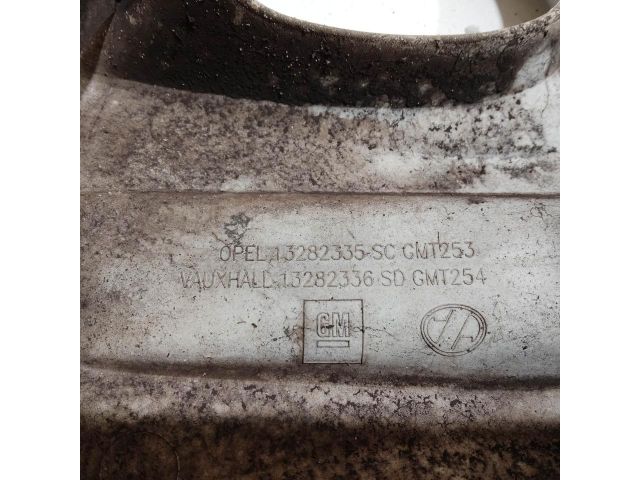 bontott OPEL ASTRA G Dísztárcsa (1 db)