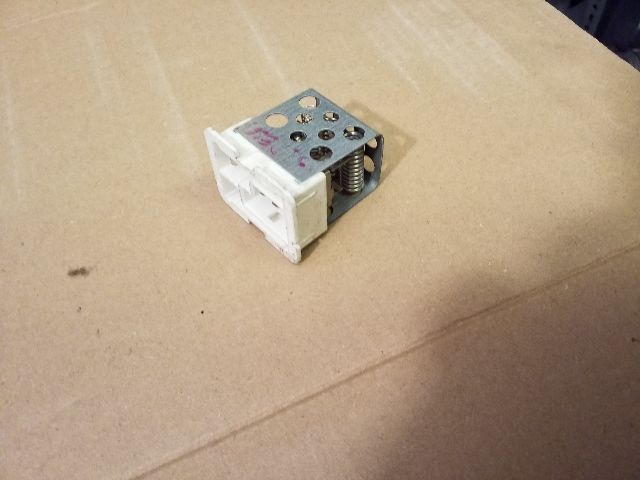 bontott OPEL ASTRA G Előtét Ellenállás Fűtőmotor