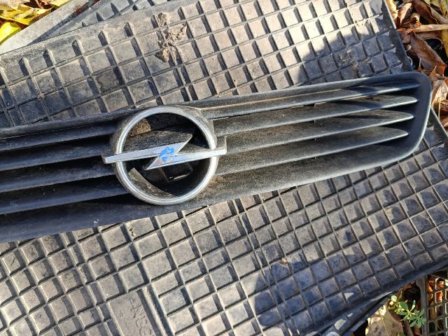 bontott OPEL ASTRA G Első Embléma