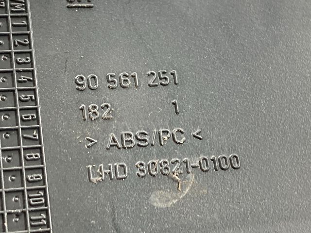 bontott OPEL ASTRA G Első Hamutartó