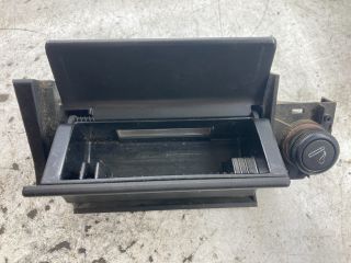 bontott OPEL ASTRA G Első Hamutartó